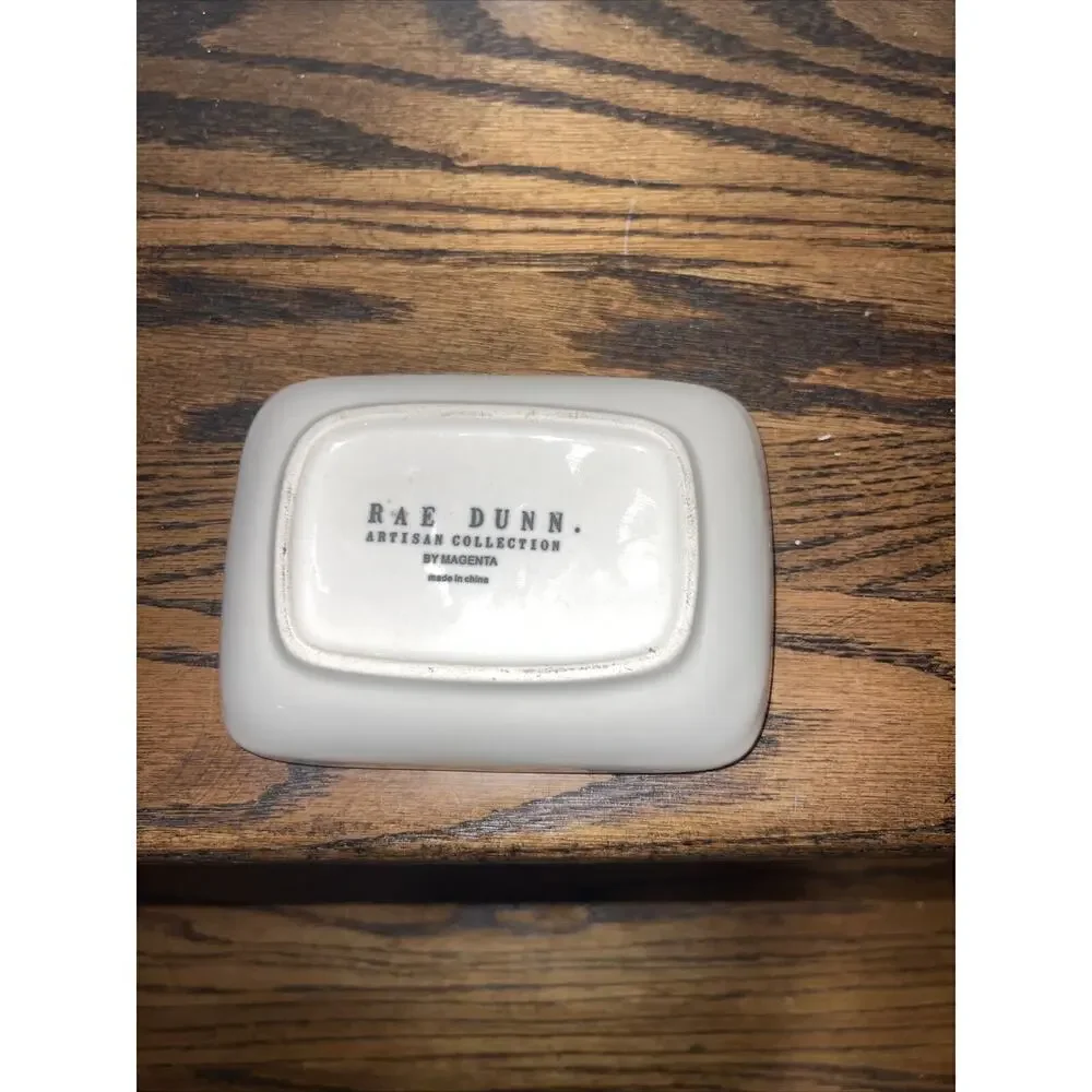 Rae Dunn Artisan Collection by Magenta Flawless Soap / Trinket Dish